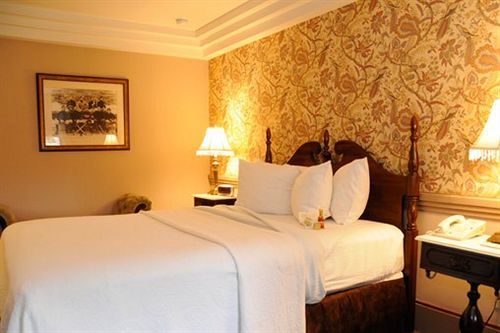 Western Park Inn 4*